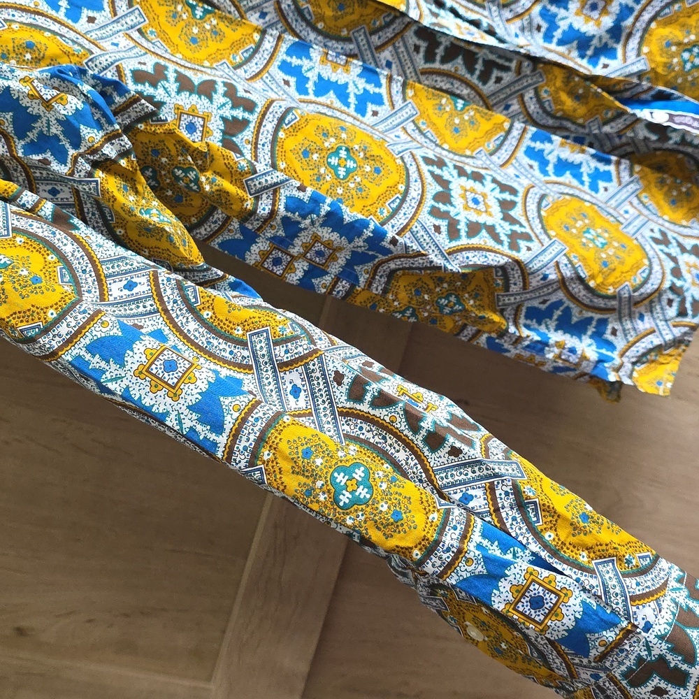 (J32) Enyce Men's Sz XXL Blue and Yellow Geometric Shirt - Picture 4 of 7